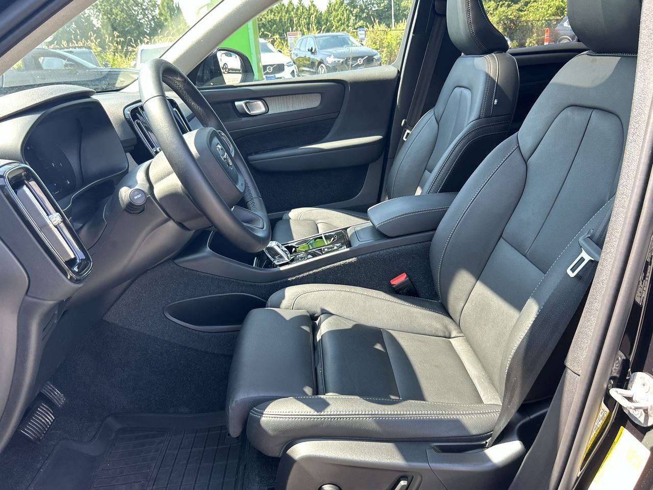 2025 Volvo XC40 in Richmond, British Columbia