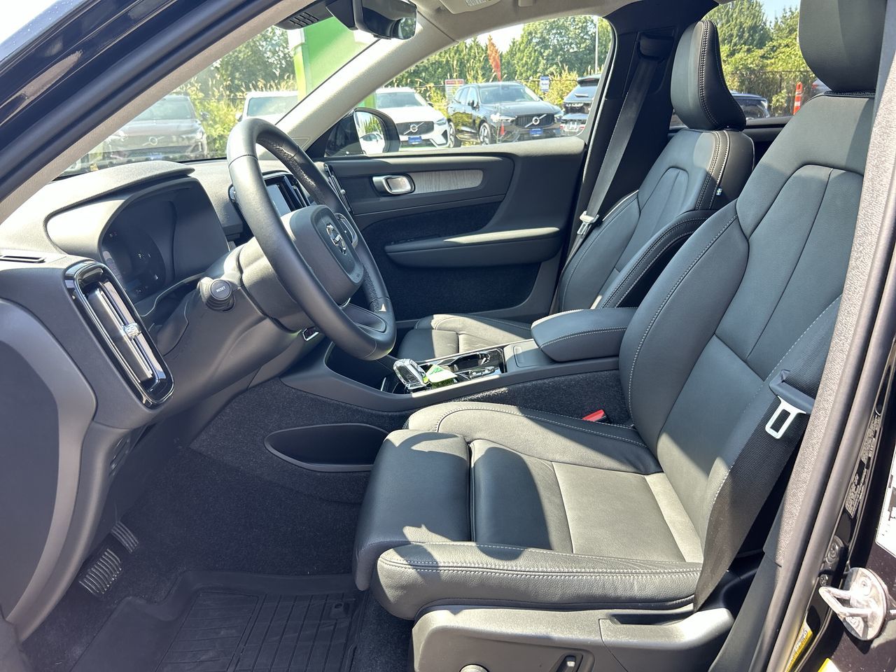 2025 Volvo XC40 in Richmond, British Columbia