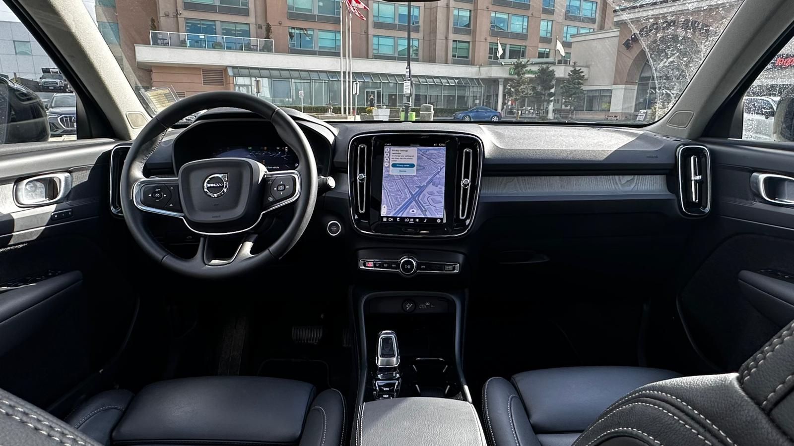 2025 Volvo XC40 in Richmond, British Columbia