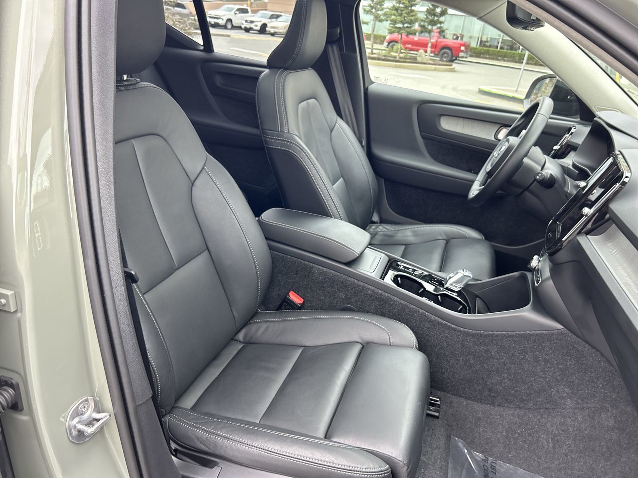 2025 Volvo XC40 in Richmond, British Columbia