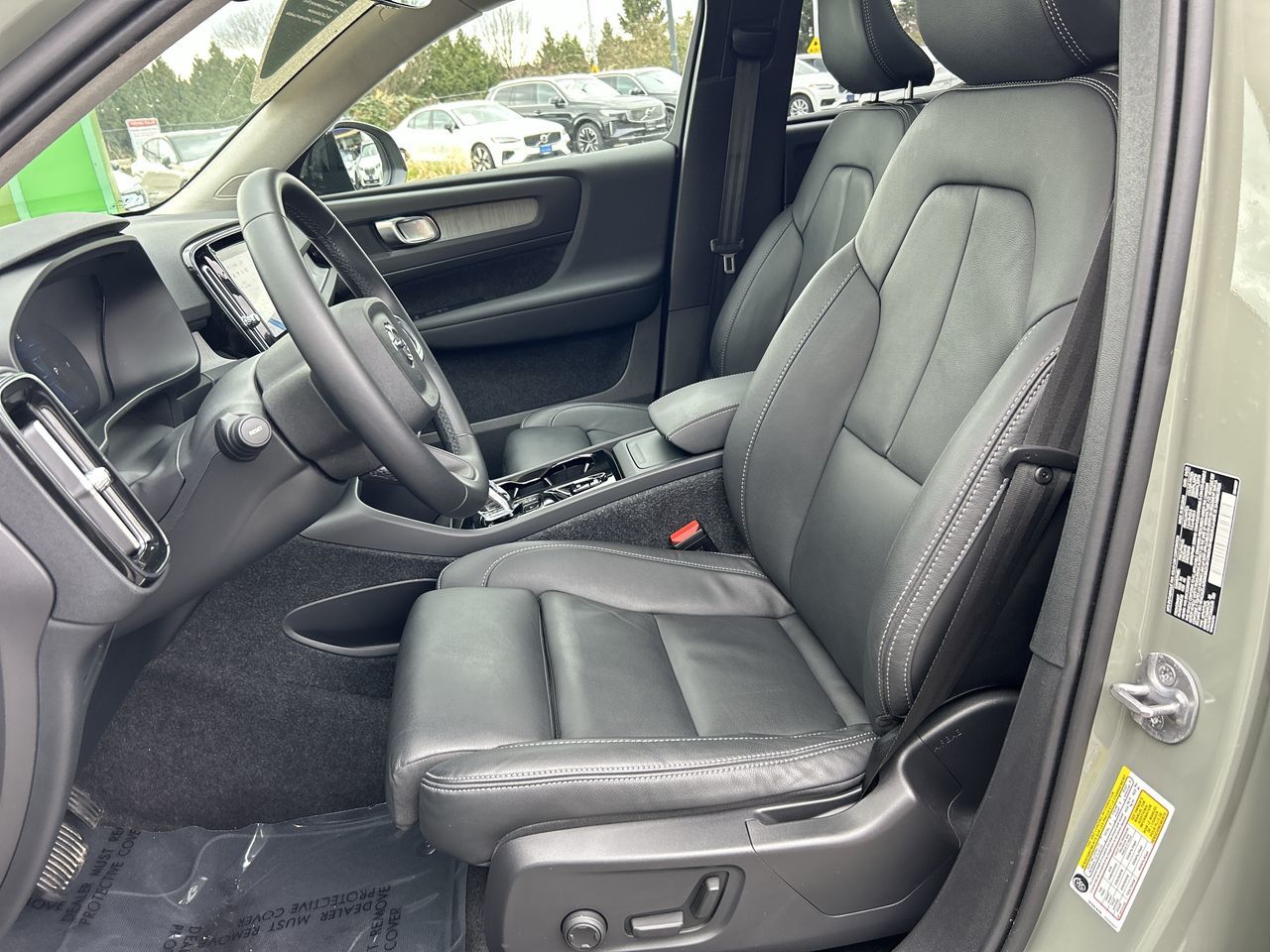 2025 Volvo XC40 in Richmond, British Columbia