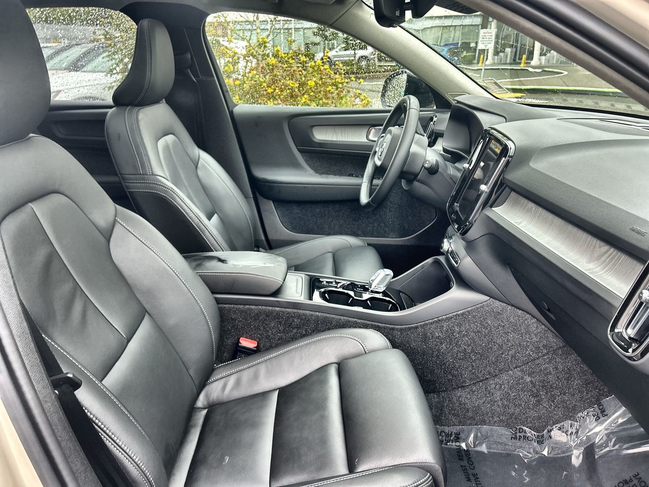 2025 Volvo XC40 in Richmond, British Columbia