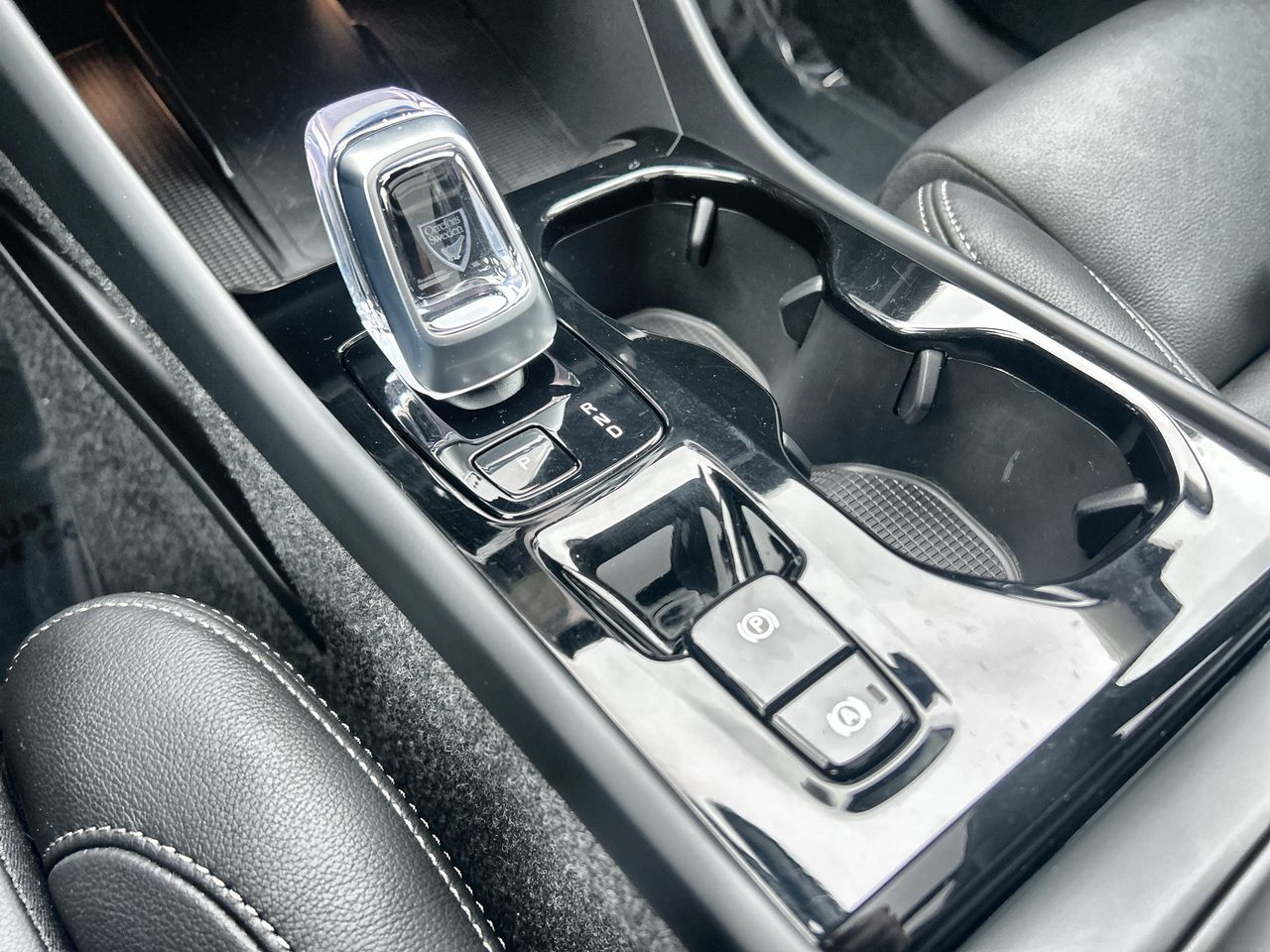 2025 Volvo XC40 in Richmond, British Columbia