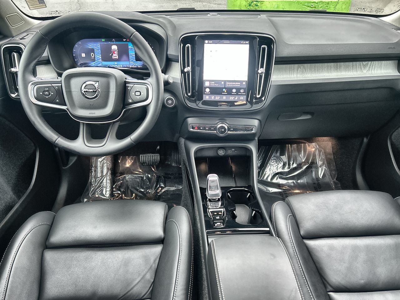 2025 Volvo XC40 in Richmond, British Columbia