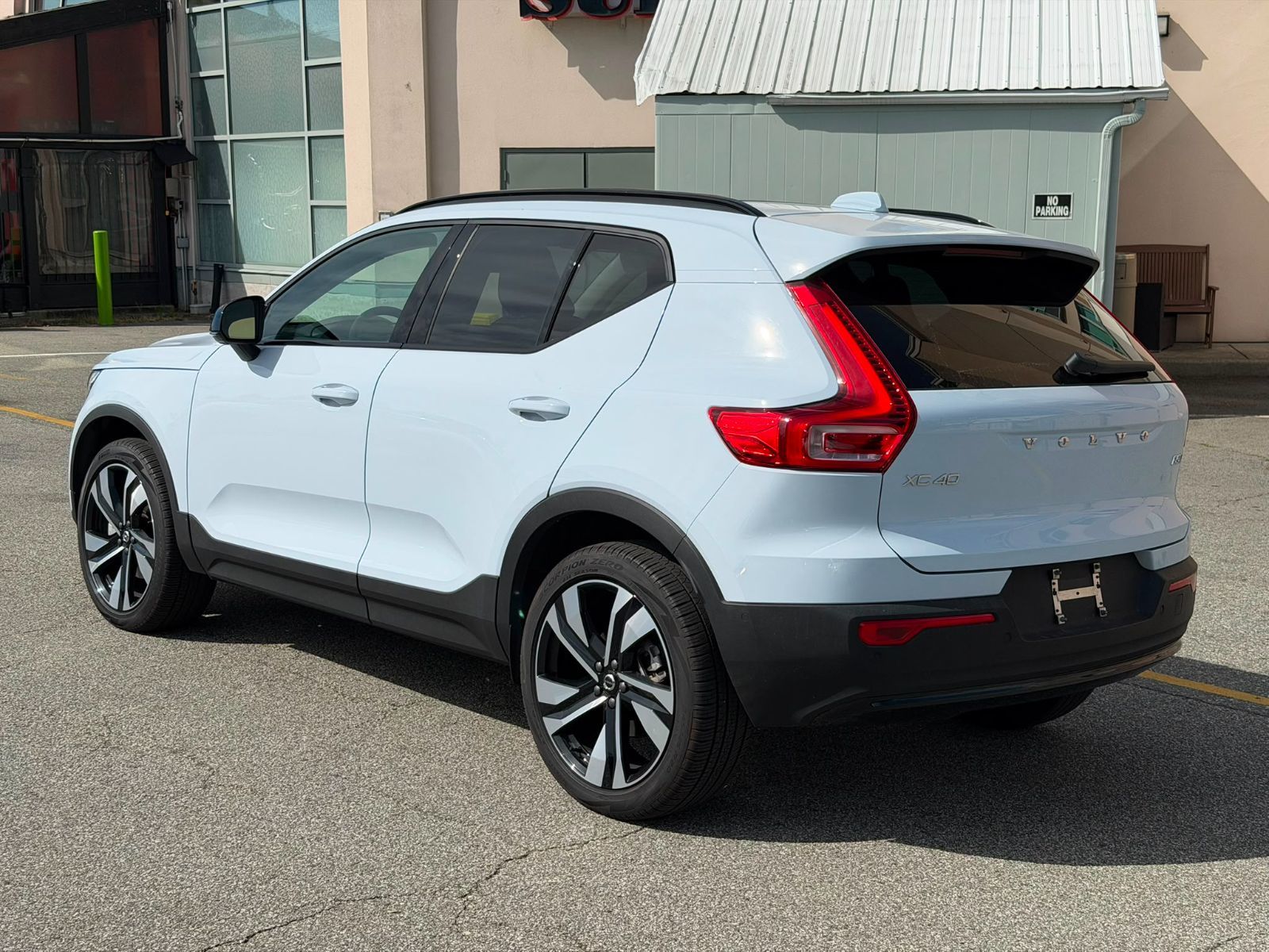 2025 Volvo XC40 in Richmond, British Columbia