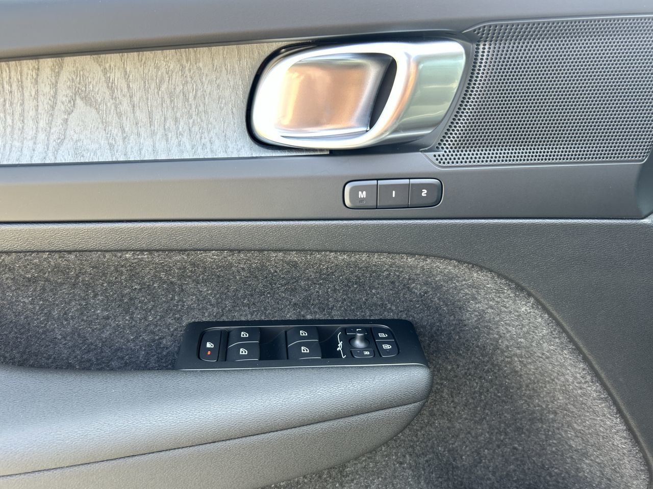 2026 Volvo XC40 in Richmond, British Columbia