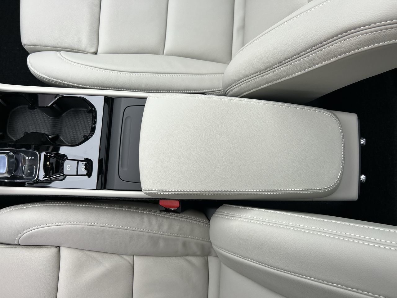 2026 Volvo XC40 in Richmond, British Columbia