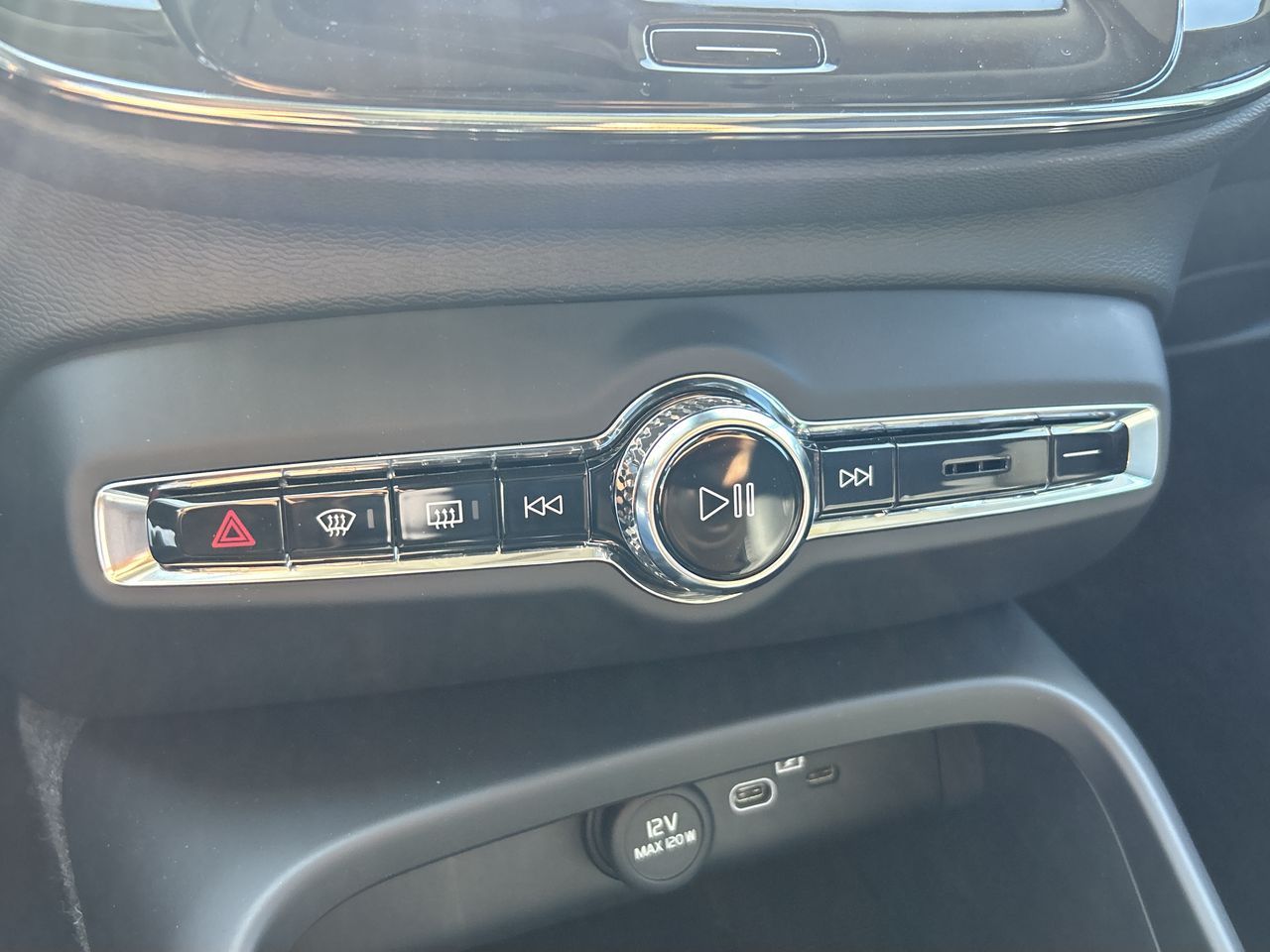 2026 Volvo XC40 in Richmond, British Columbia