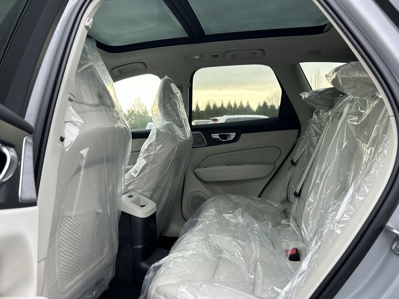 2025 Volvo XC60 Plug-in Hybrid in Richmond, British Columbia