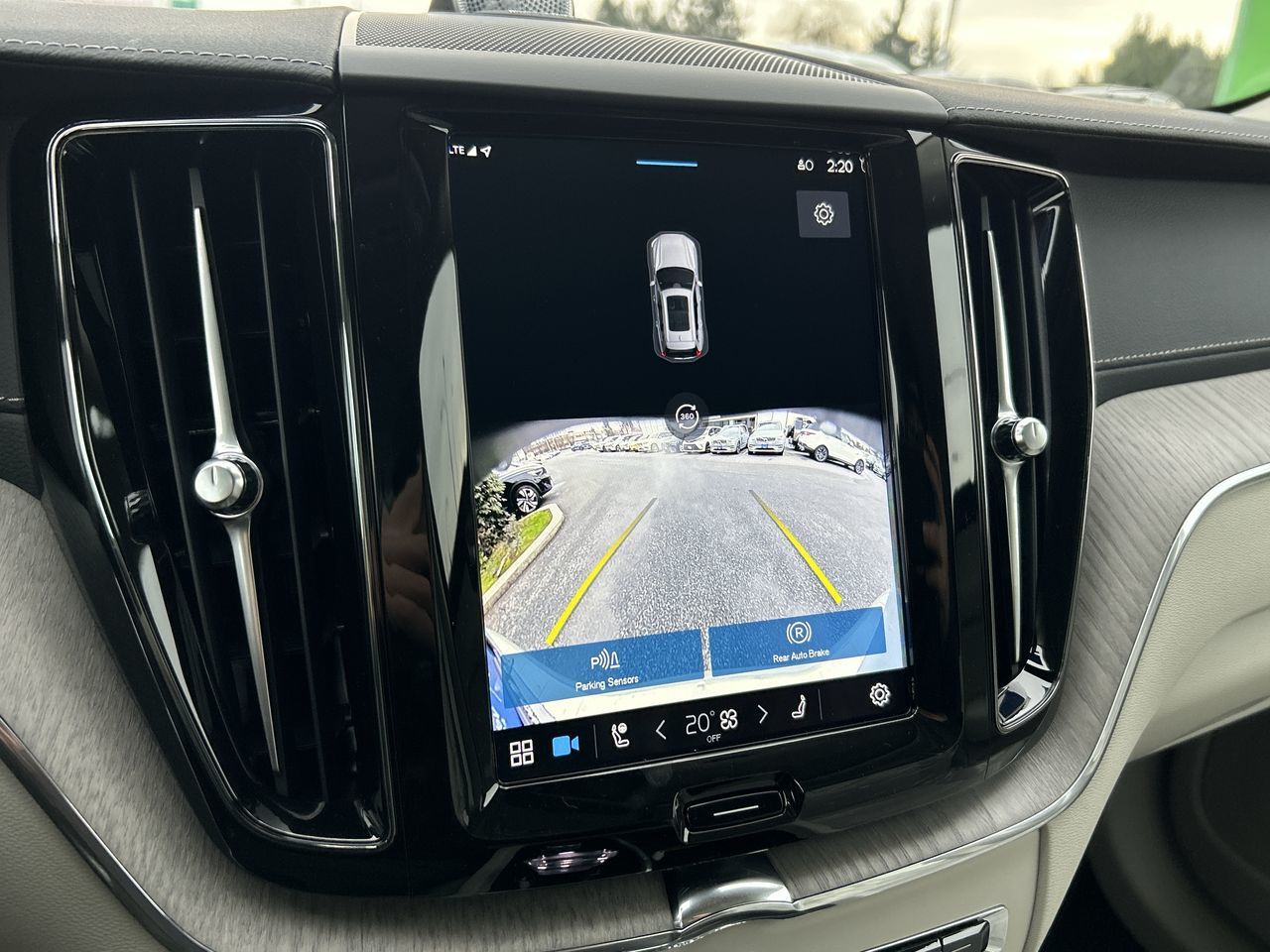 2025 Volvo XC60 Plug-in Hybrid in Richmond, British Columbia