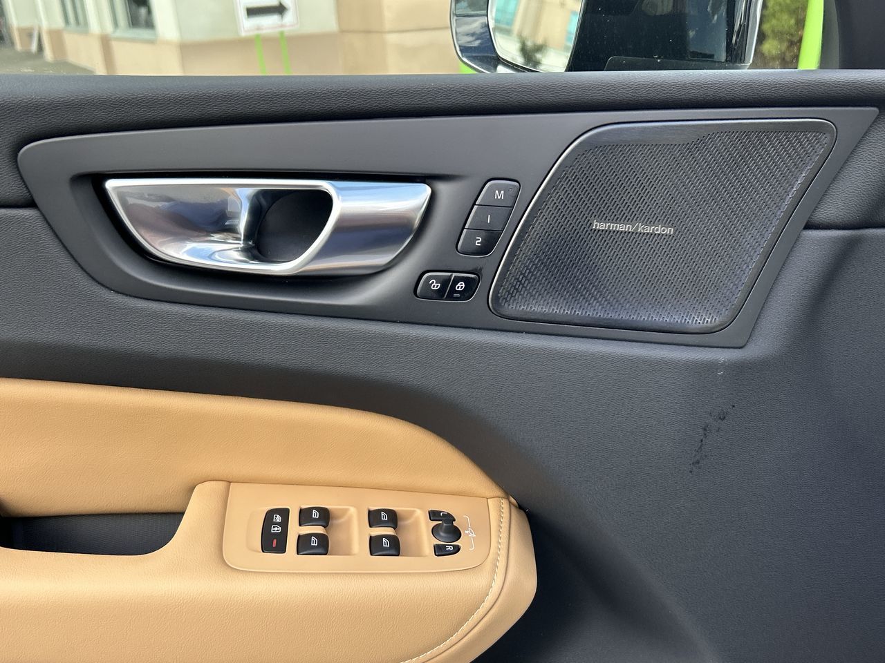 2025 Volvo XC60 Plug-in Hybrid in Richmond, British Columbia