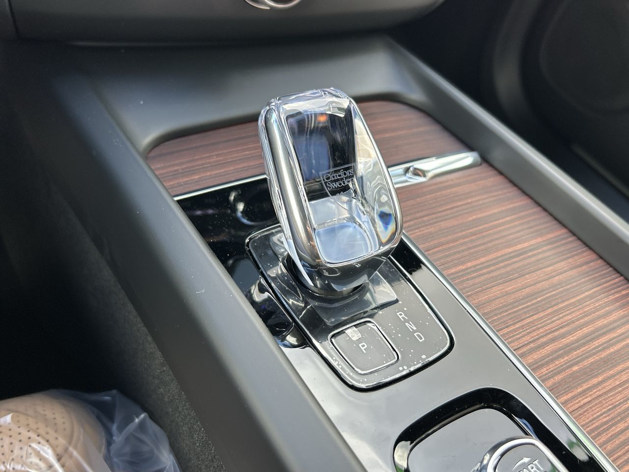 2025 Volvo XC60 Plug-in Hybrid in Richmond, British Columbia