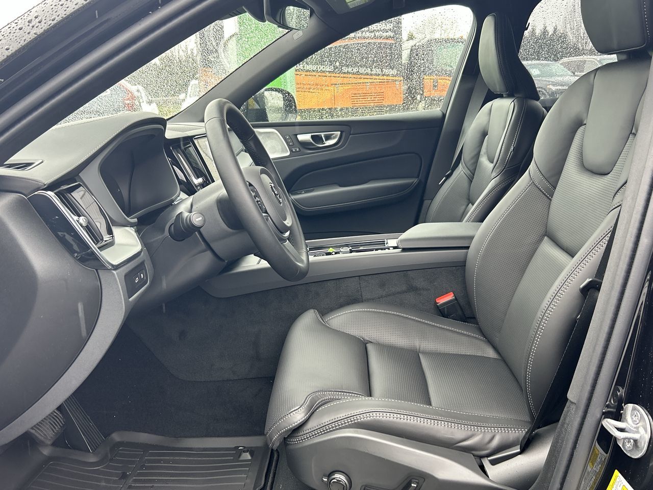 2025 Volvo XC60 Plug-in Hybrid in Richmond, British Columbia