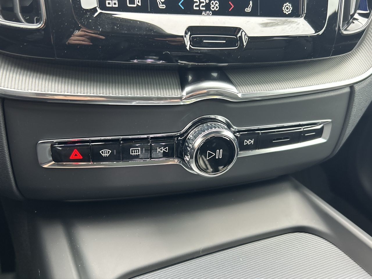 2025 Volvo XC60 Plug-in Hybrid in Richmond, British Columbia