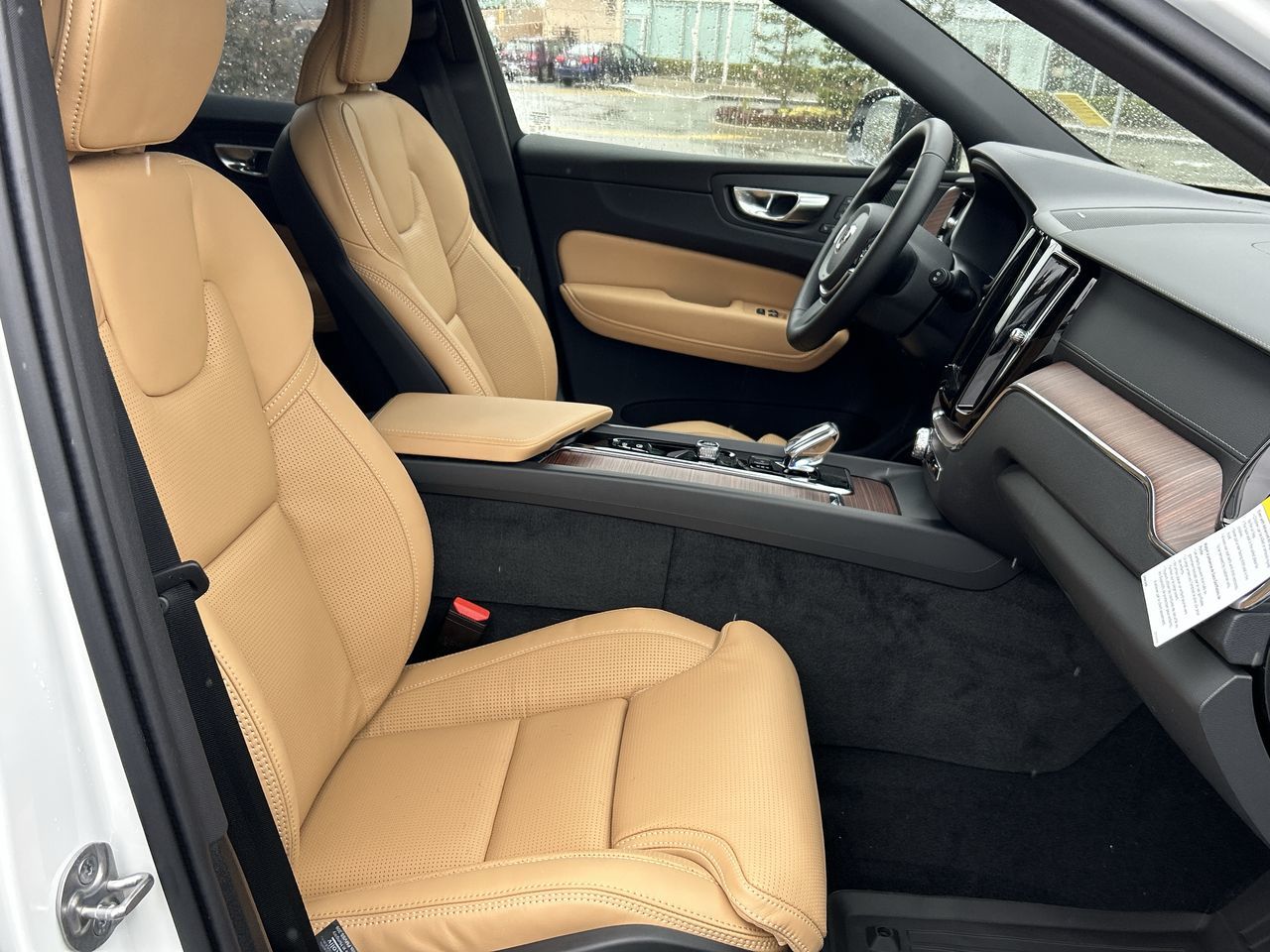 2025 Volvo XC60 Plug-in Hybrid in Richmond, British Columbia