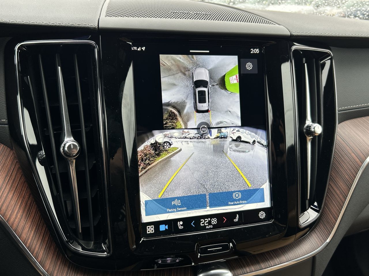 2025 Volvo XC60 Plug-in Hybrid in Richmond, British Columbia