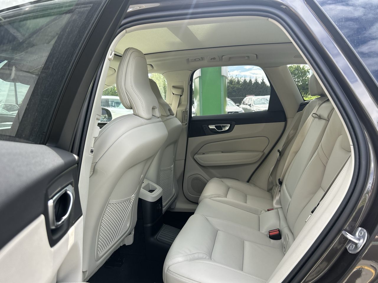 2025 Volvo XC60 Plug-in Hybrid in Richmond, British Columbia
