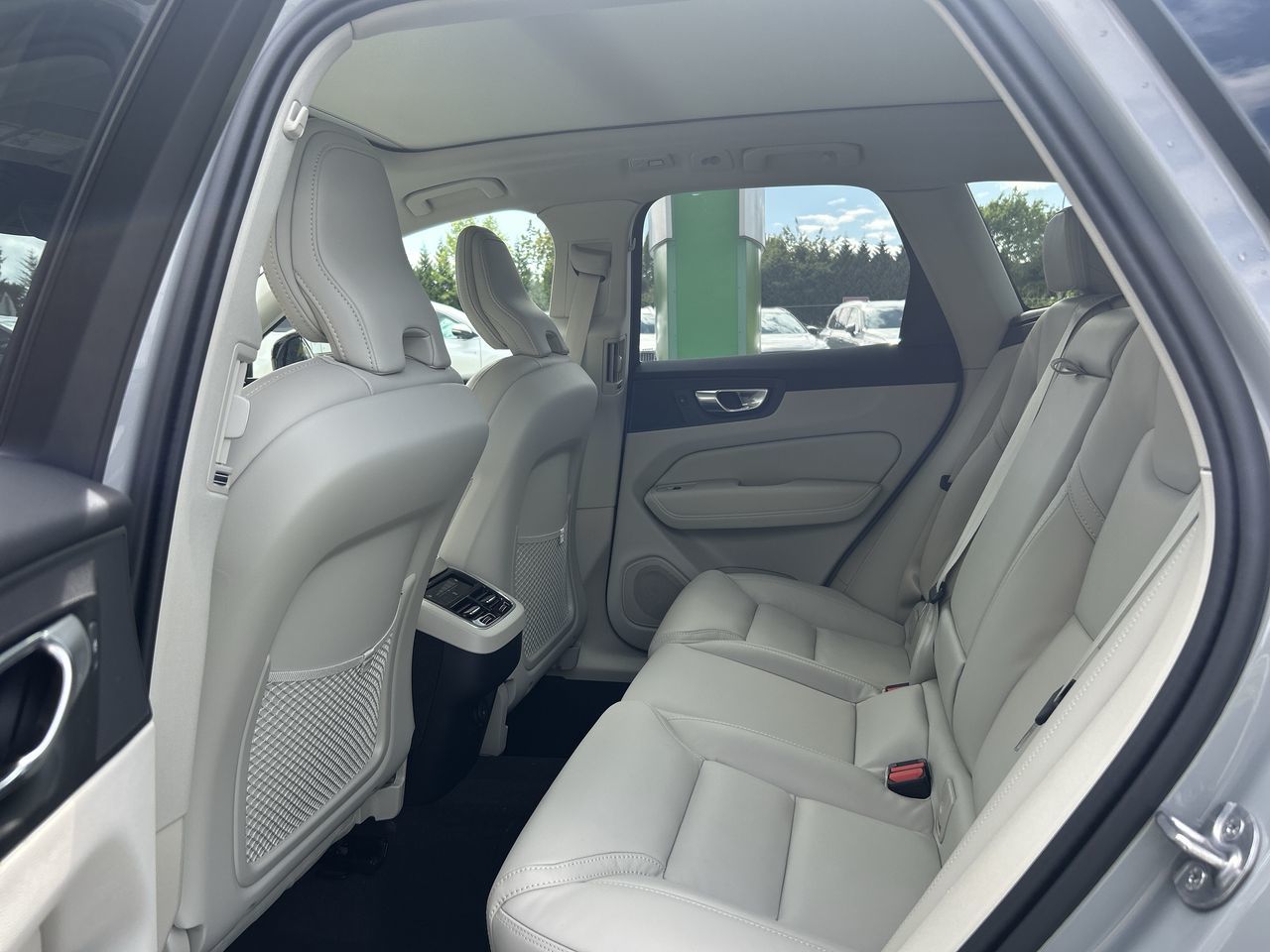 2025 Volvo XC60 Plug-in Hybrid in Richmond, British Columbia