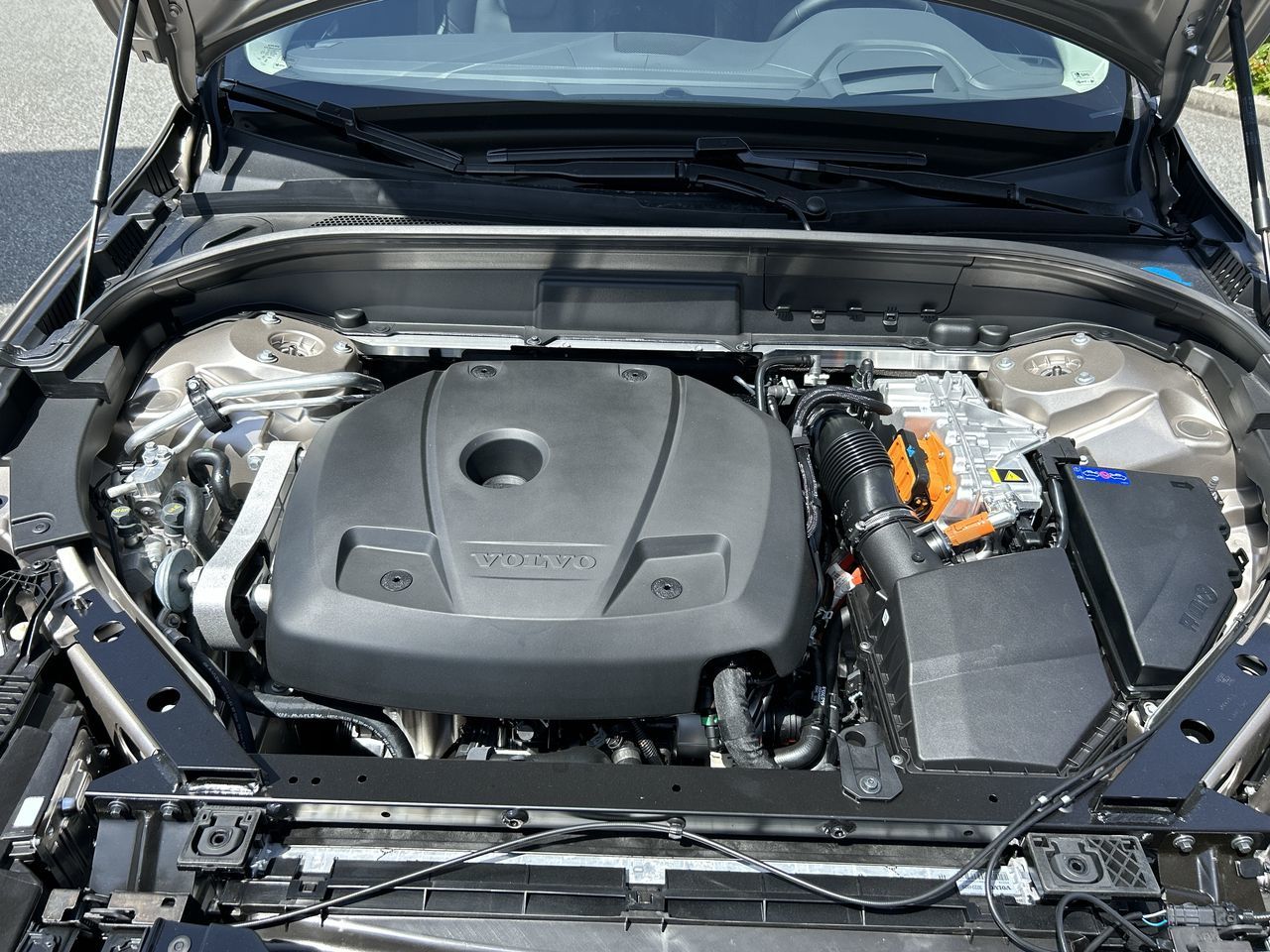 Volvo XC60 Plug-in Hybrid  2025 à Richmond, Colombie-Britannique
