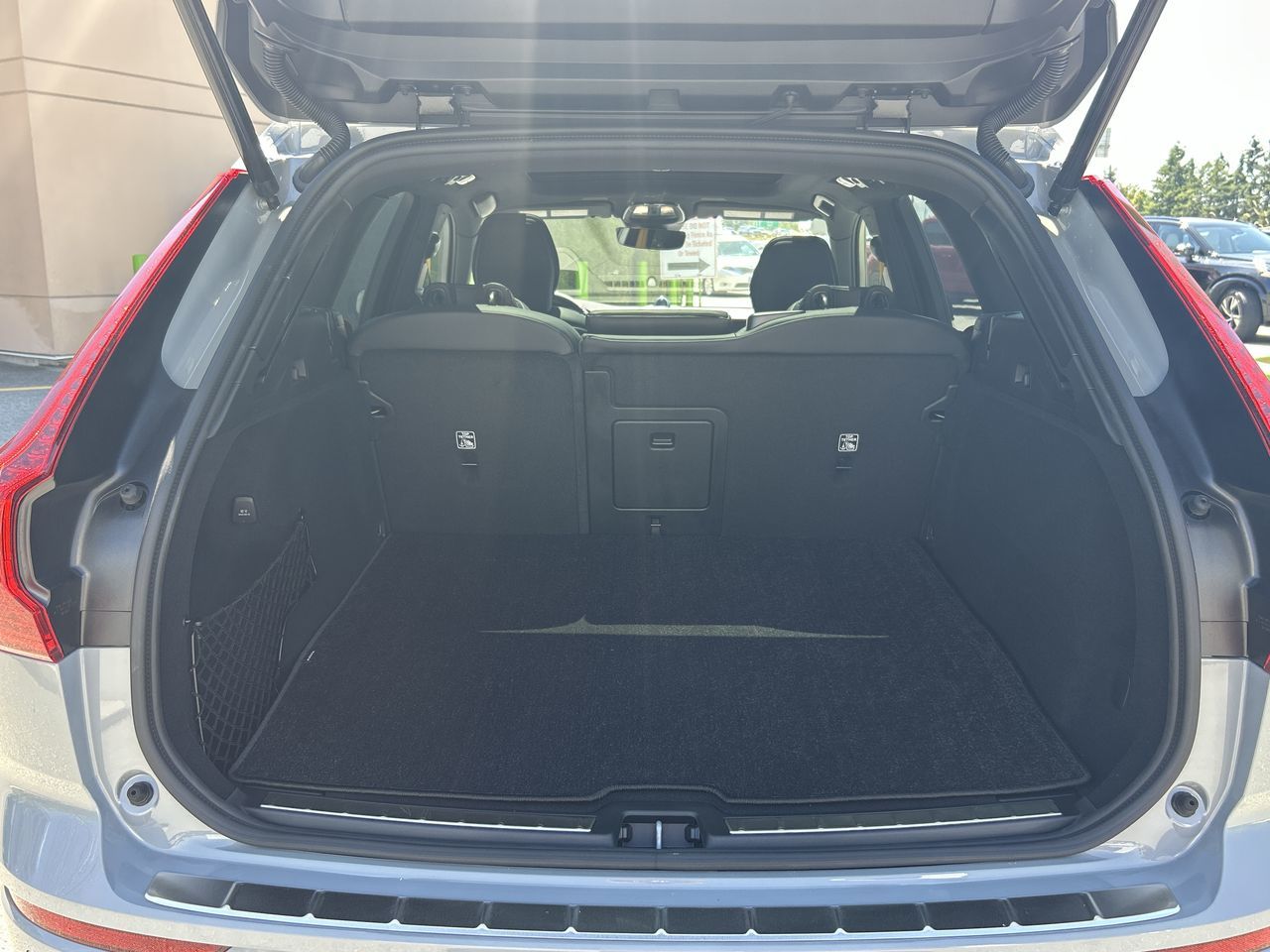 2025 Volvo XC60 Plug-in Hybrid in Richmond, British Columbia