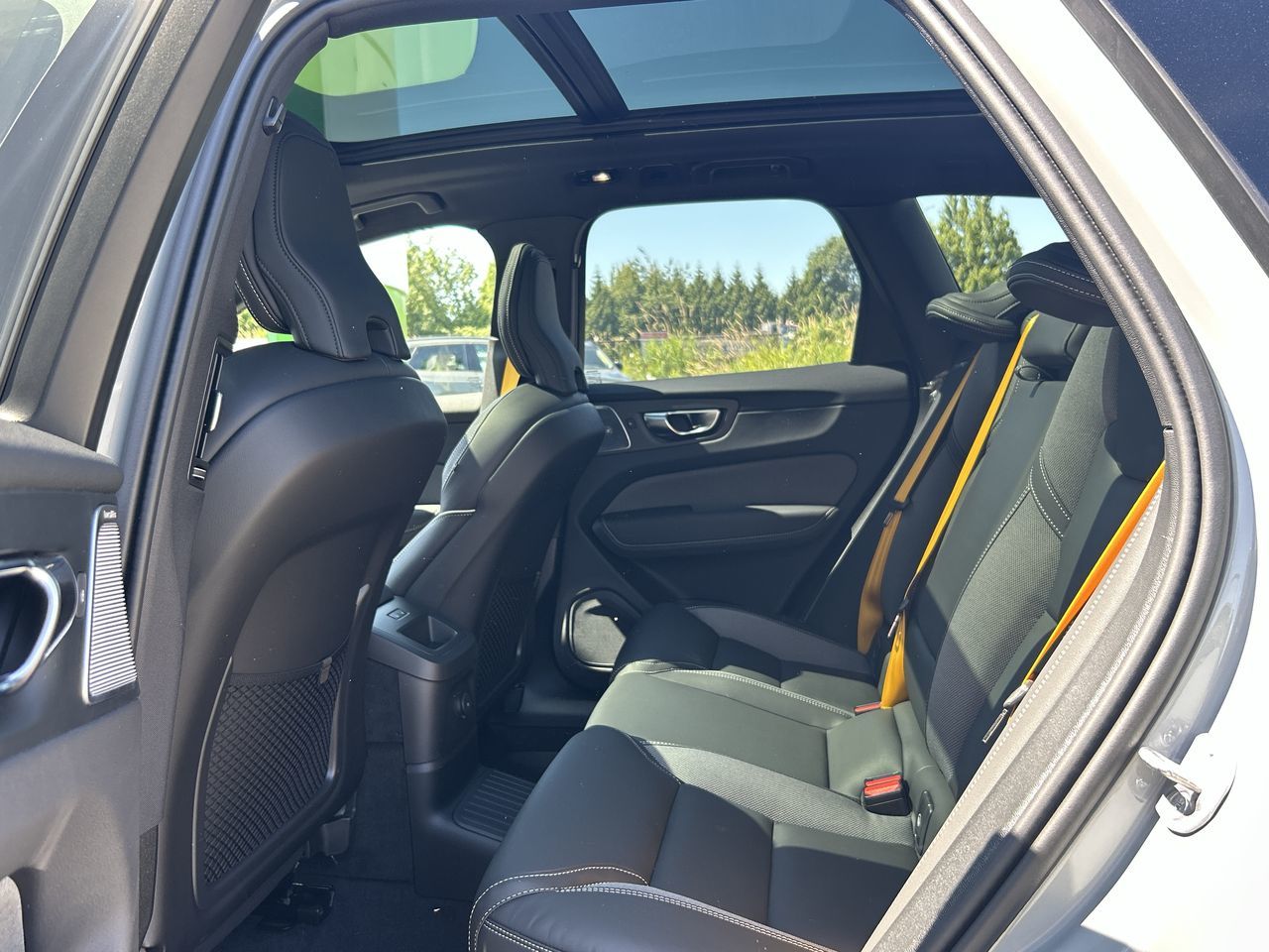 2025 Volvo XC60 Plug-in Hybrid in Richmond, British Columbia