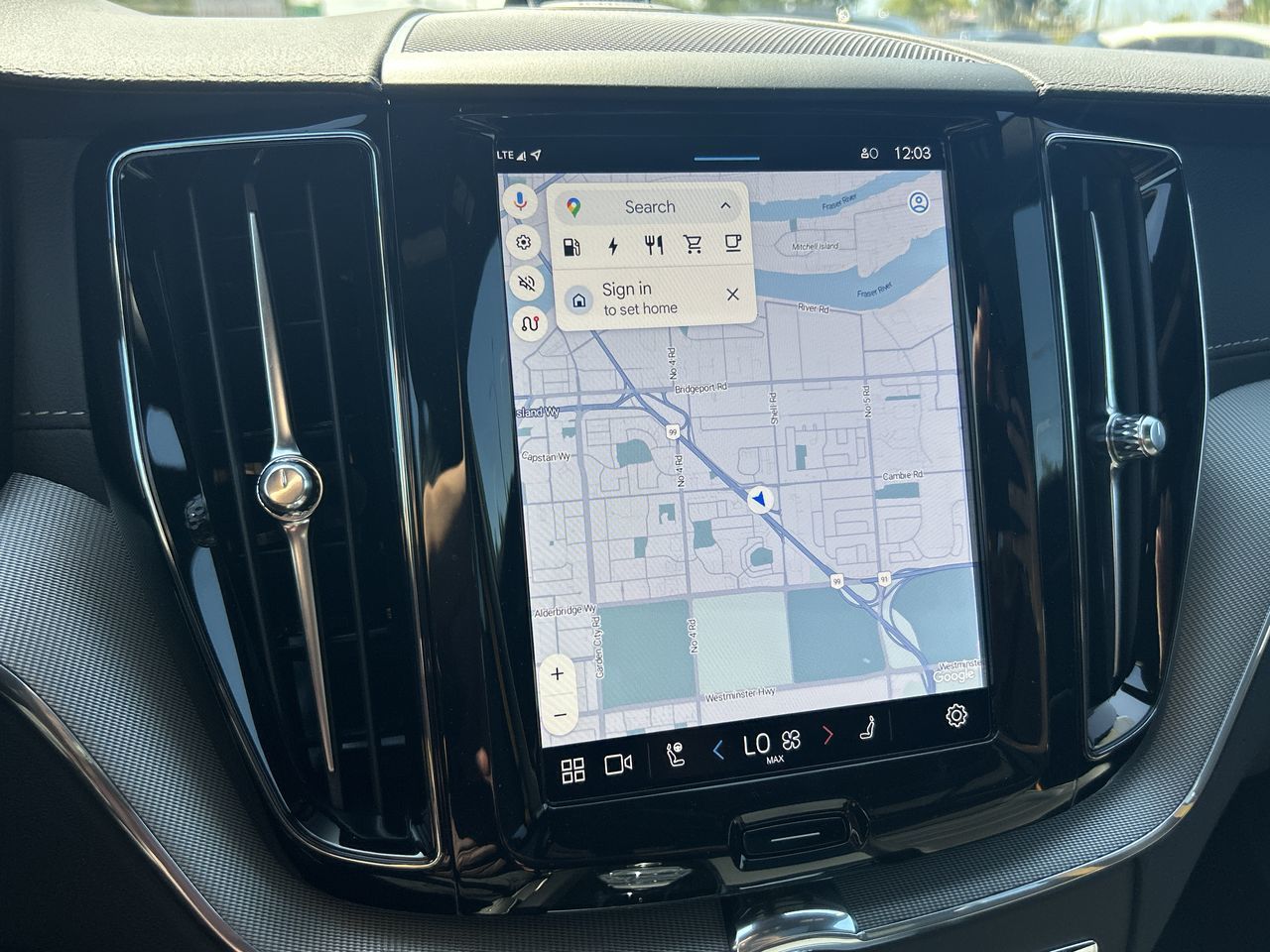 2025 Volvo XC60 Plug-in Hybrid in Richmond, British Columbia