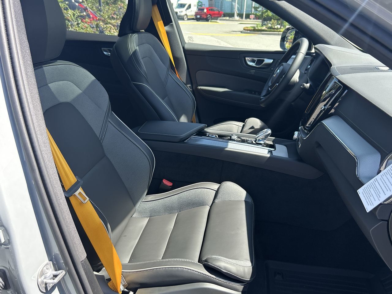 2025 Volvo XC60 Plug-in Hybrid in Richmond, British Columbia