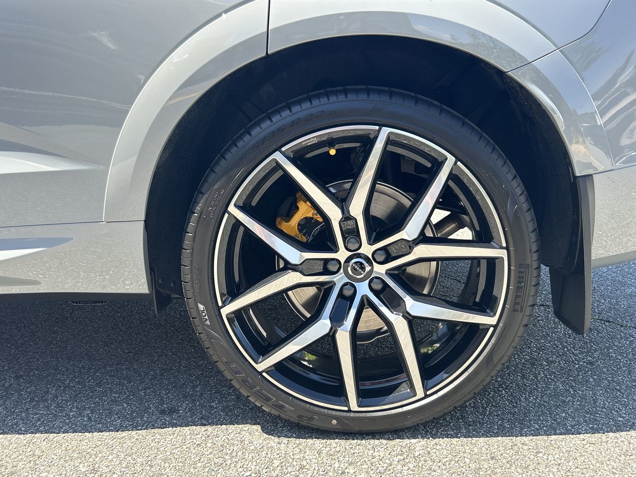 2025 Volvo XC60 Plug-in Hybrid in Richmond, British Columbia