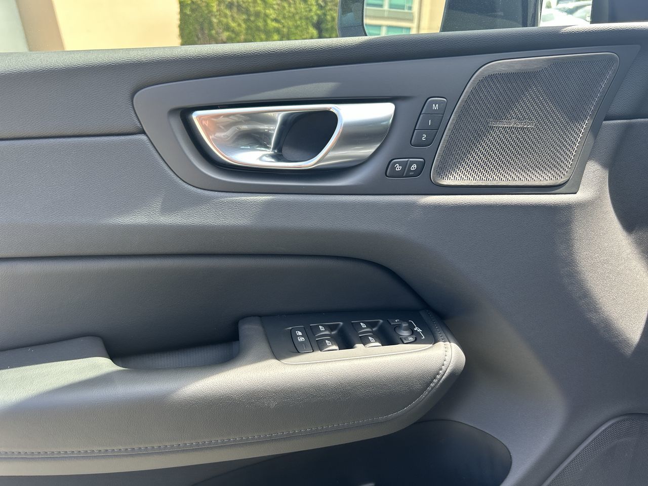 2025 Volvo XC60 Plug-in Hybrid in Richmond, British Columbia