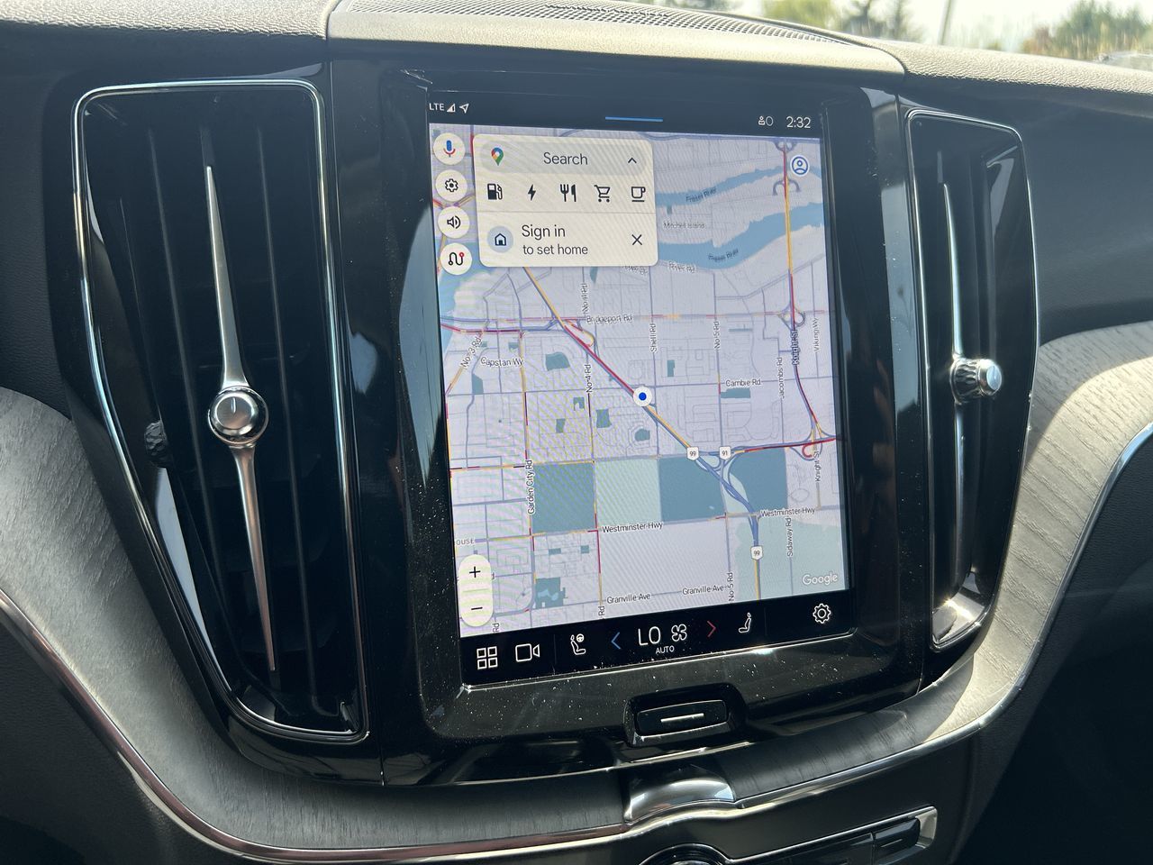 2025 Volvo XC60 Plug-in Hybrid in Richmond, British Columbia