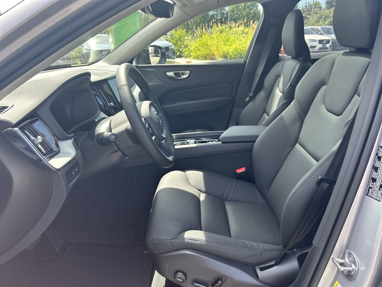 2025 Volvo XC60 Plug-in Hybrid in Richmond, British Columbia