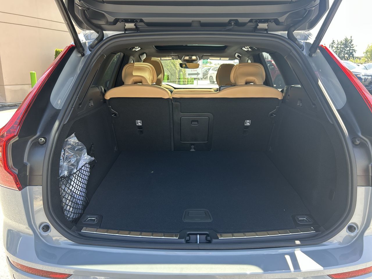 2025 Volvo XC60 Plug-in Hybrid in Richmond, British Columbia