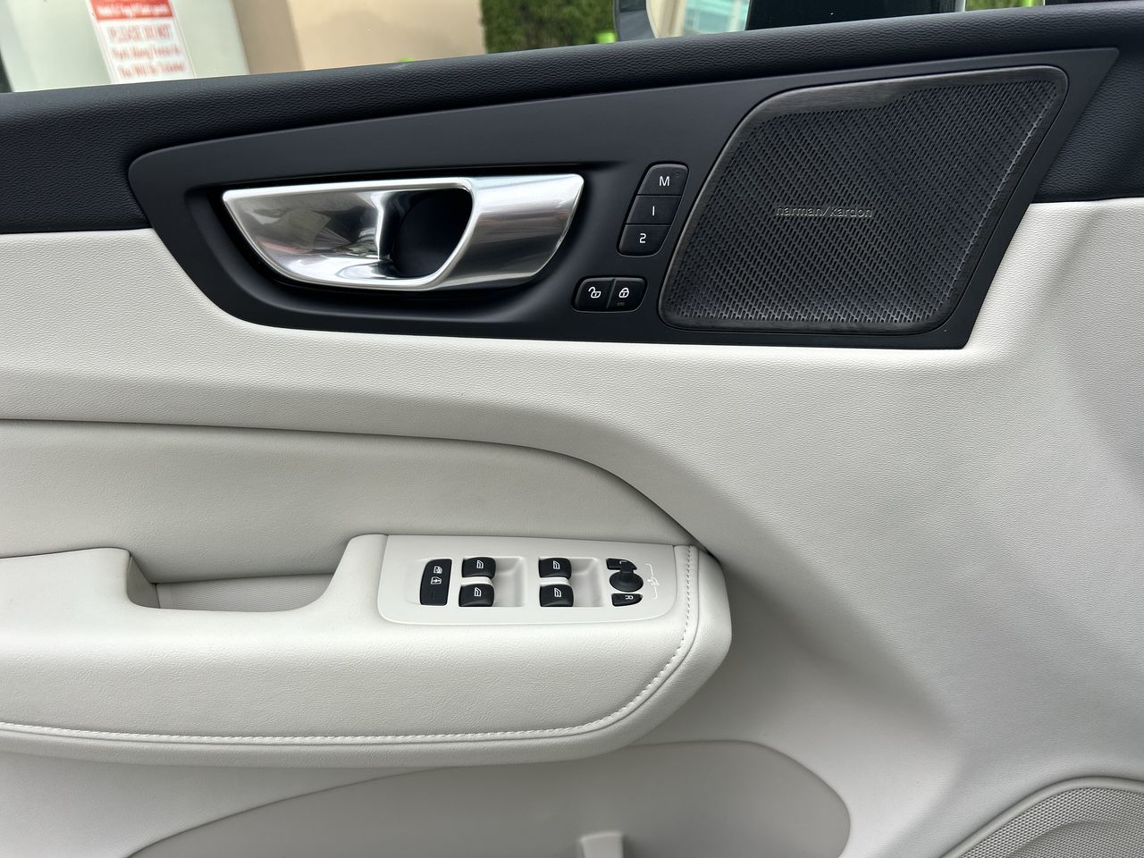 Volvo XC60 Plug-In Hybrid  2025 à Richmond, Colombie-Britannique