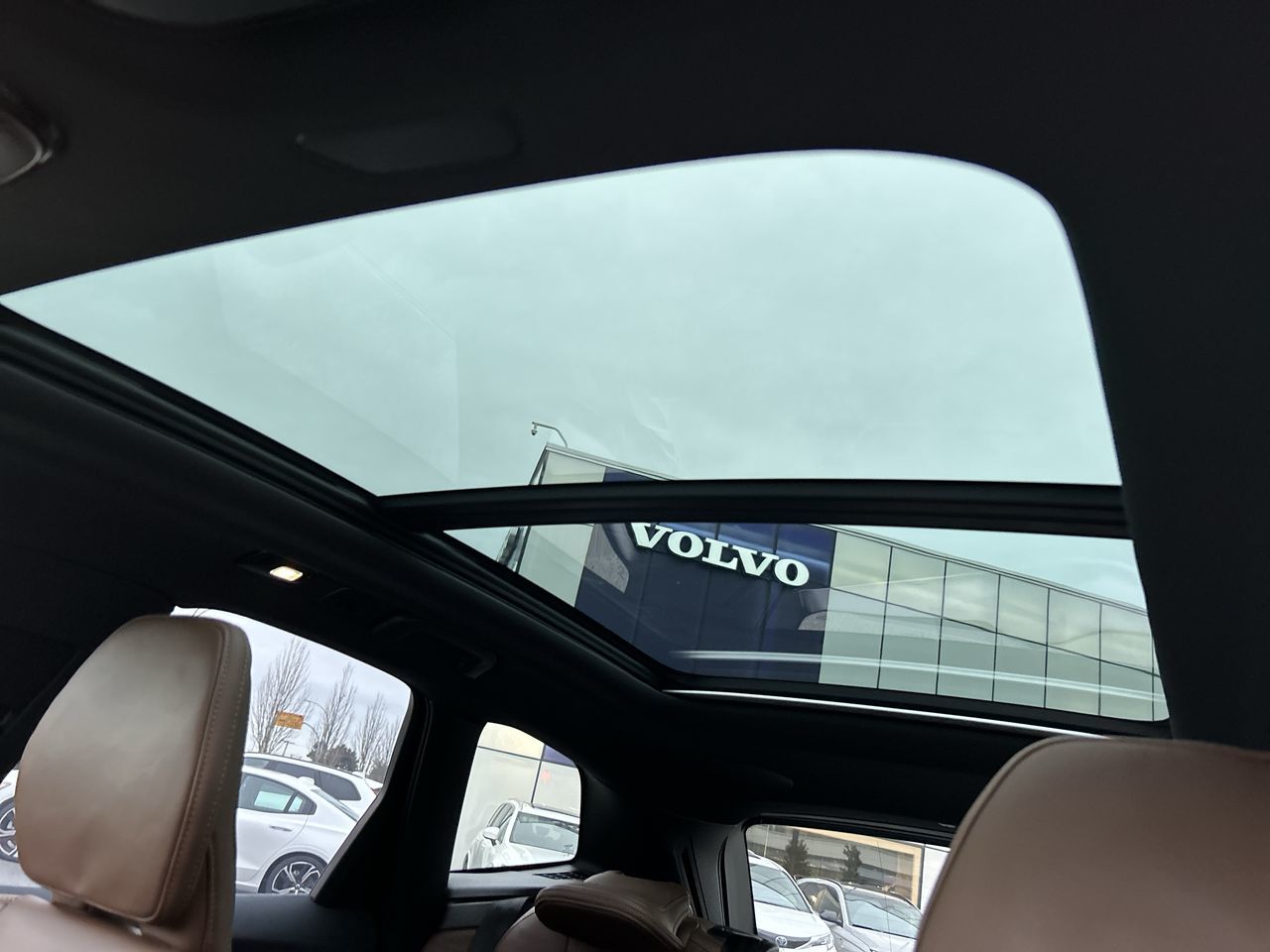 2025 Volvo XC60 Plug-In Hybrid in Richmond, British Columbia