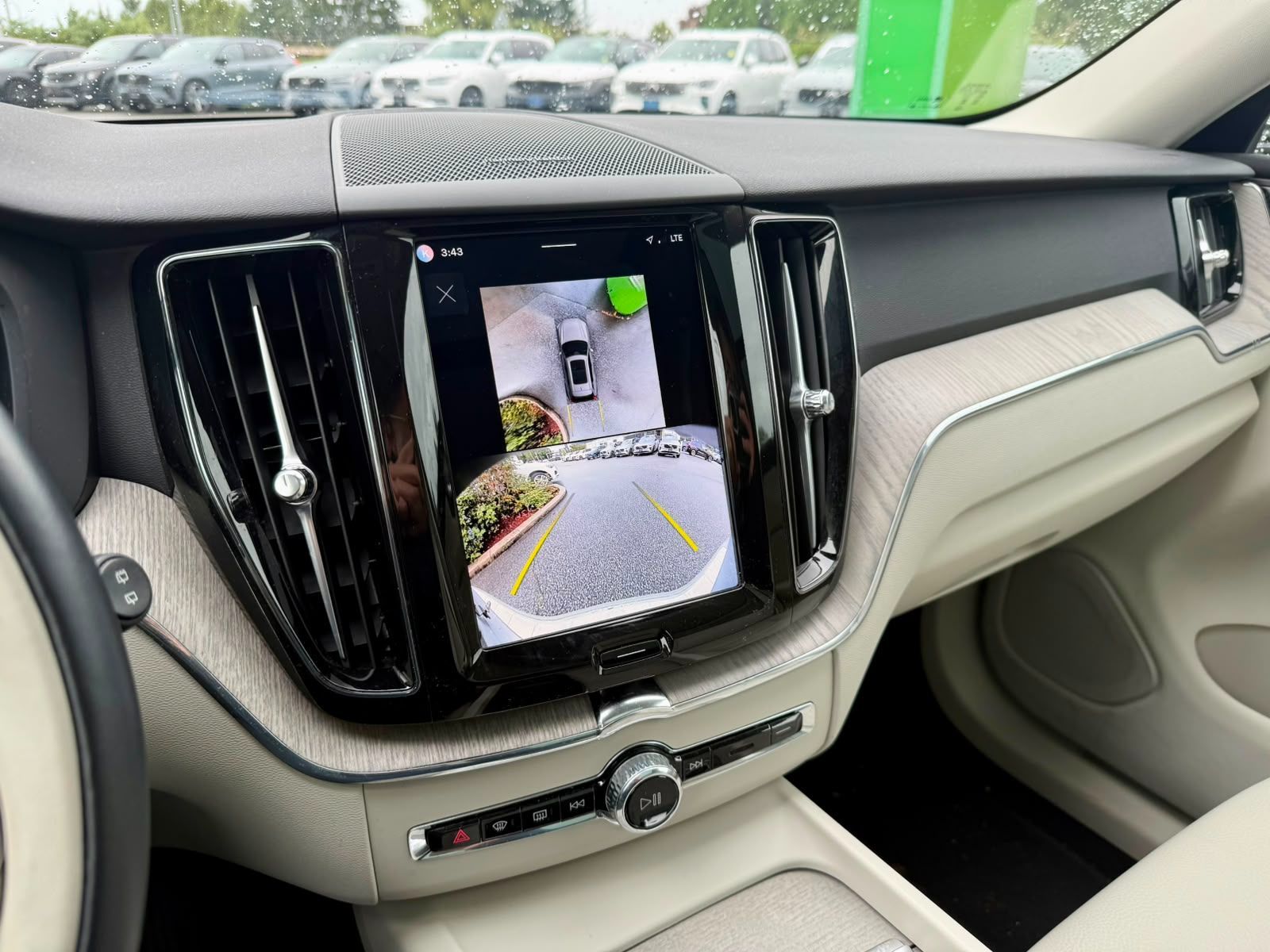 2025 Volvo XC60 Plug-In Hybrid in Richmond, British Columbia