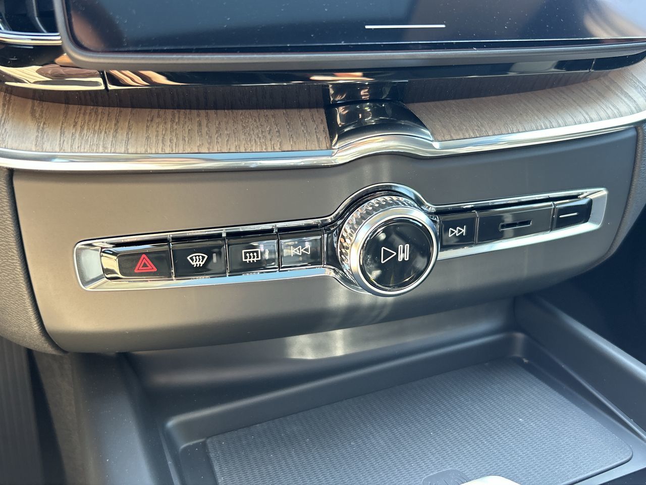 2026 Volvo XC60 Plug-in hybrid in Richmond, British Columbia