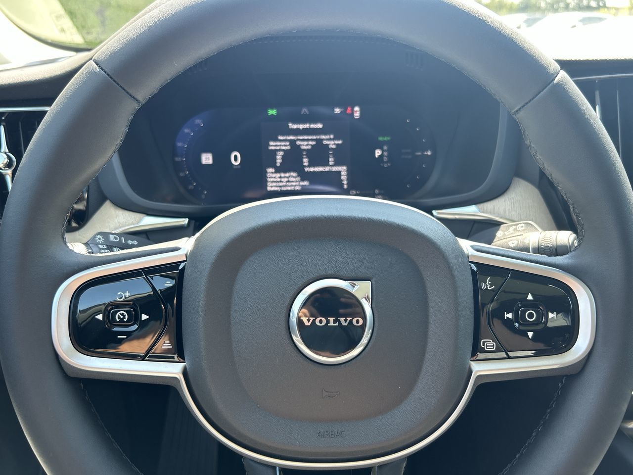 2026 Volvo XC60 Plug-in hybrid in Richmond, British Columbia