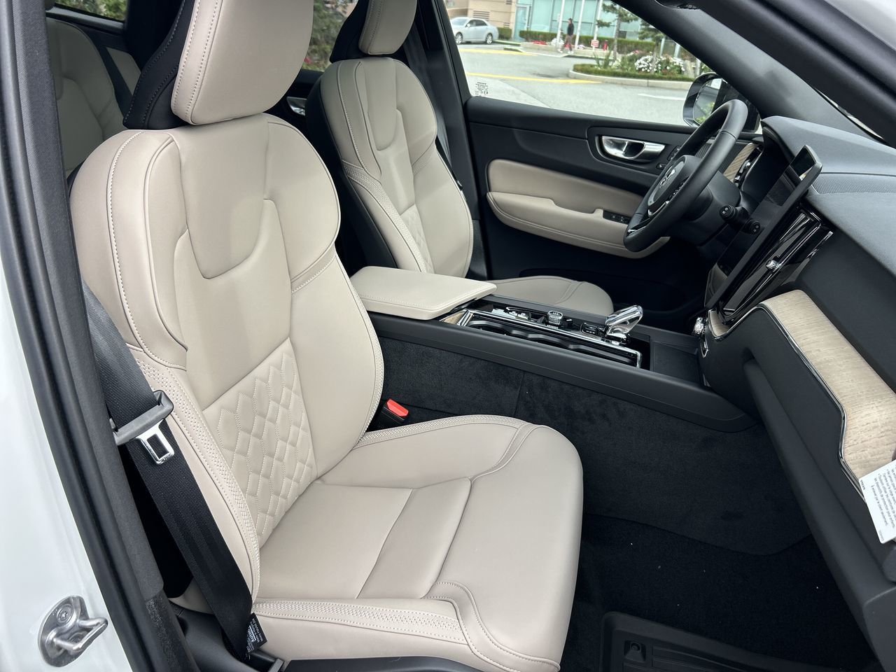 2026 Volvo XC60 Plug-in hybrid in Richmond, British Columbia