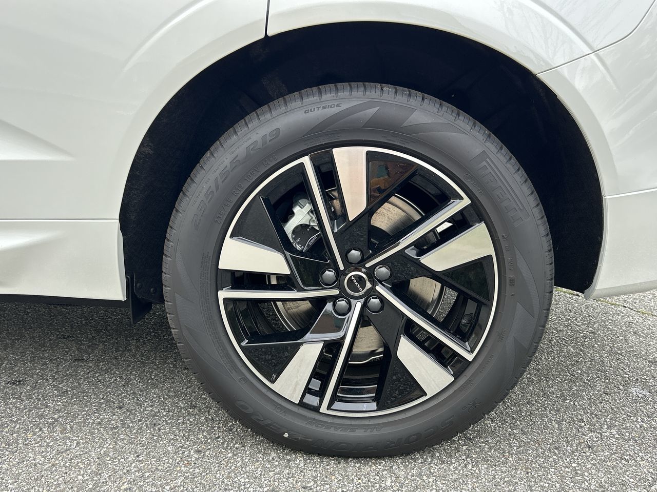 2026 Volvo XC60 Plug-in hybrid in Richmond, British Columbia