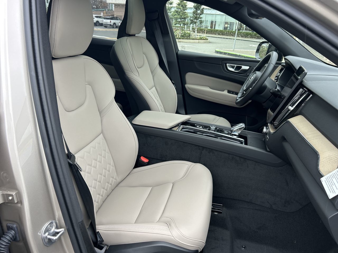 2026 Volvo XC60 Plug-in hybrid in Richmond, British Columbia