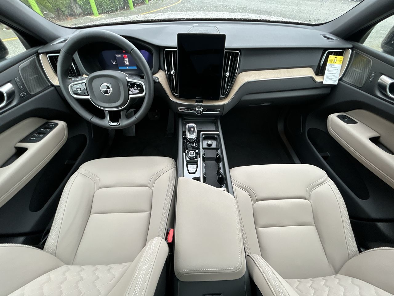 2026 Volvo XC60 Plug-in hybrid in Richmond, British Columbia