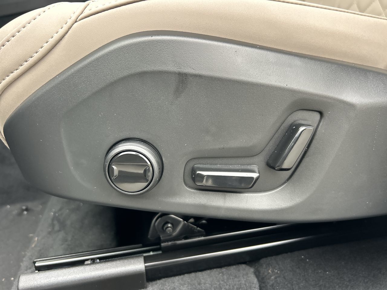 2026 Volvo XC60 Plug-in hybrid in Richmond, British Columbia