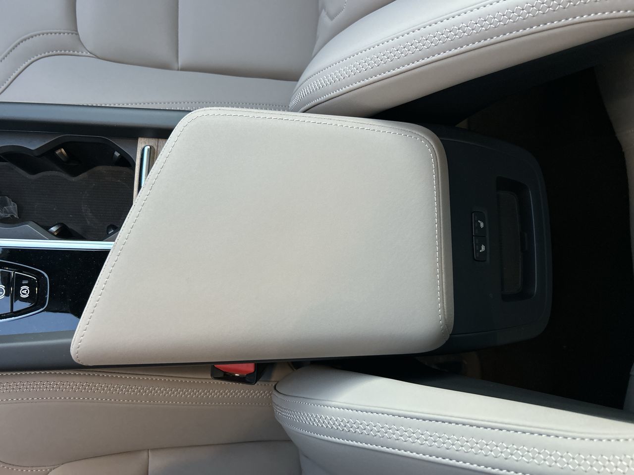 Volvo XC60 Plug-In Hybrid  2026 à Richmond, Colombie-Britannique