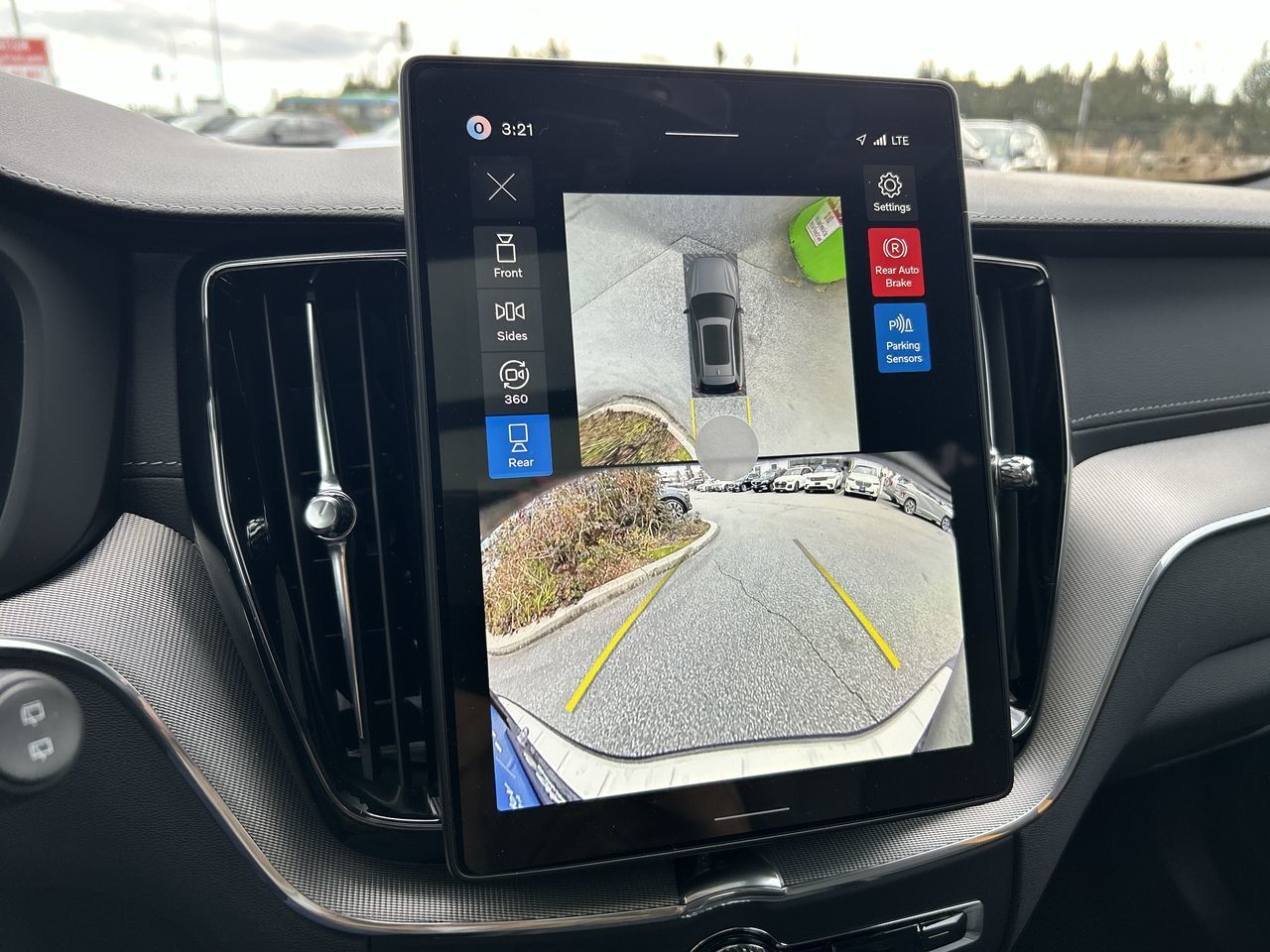 2026 Volvo XC60 Plug-in hybrid in Richmond, British Columbia