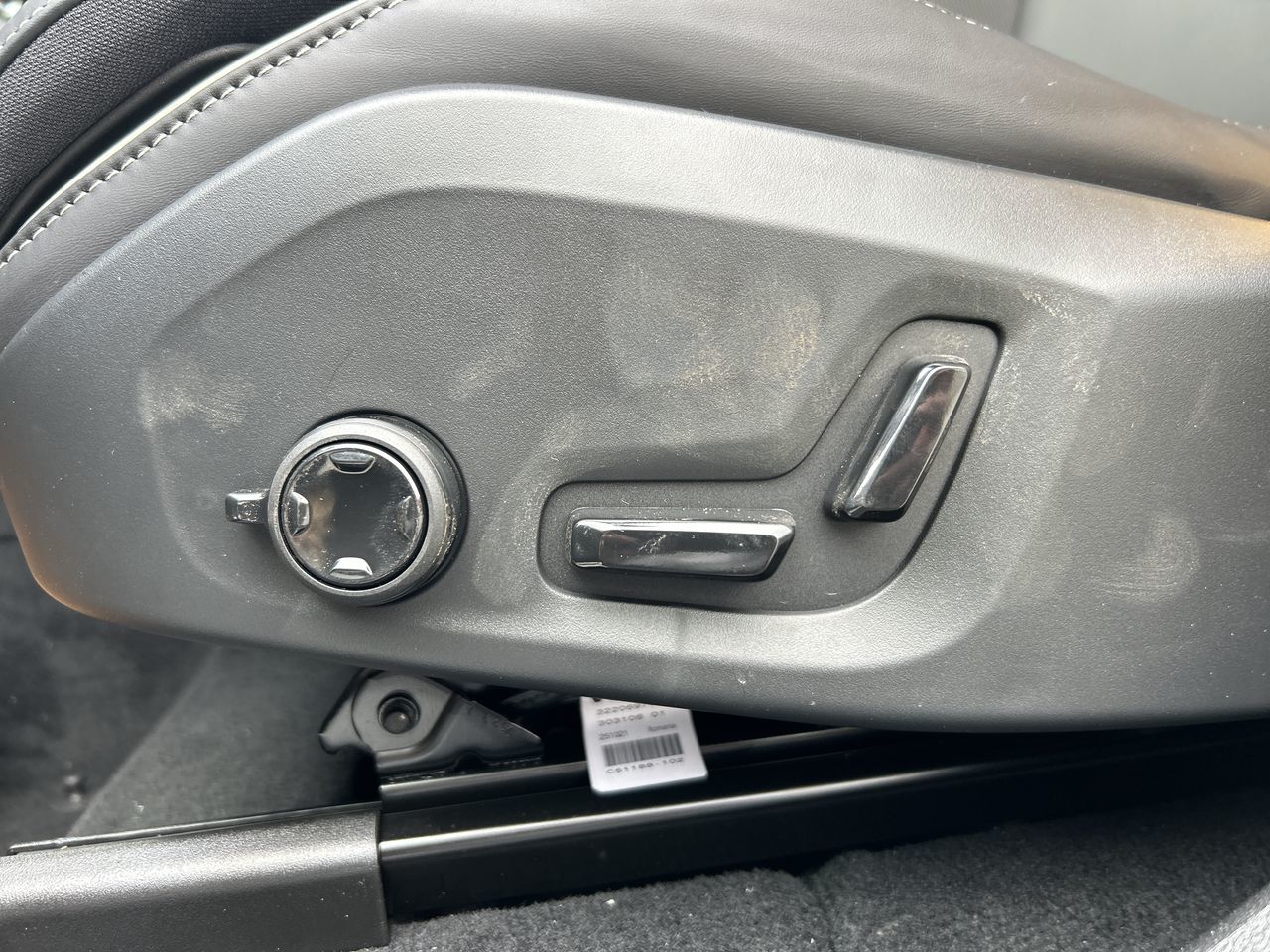 2026 Volvo XC60 Plug-in hybrid in Richmond, British Columbia