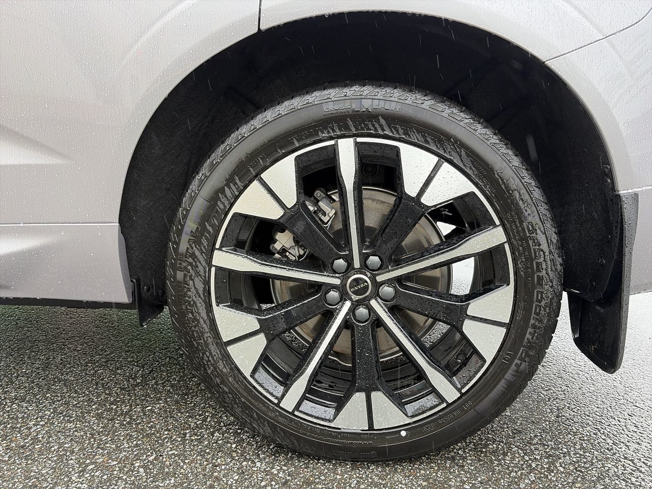 2027 Volvo XC60 Plug-in hybrid in Richmond, British Columbia