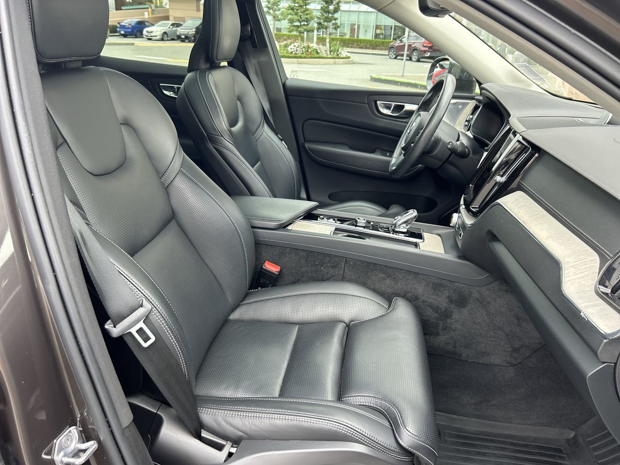 2022 Volvo XC60 Recharge in Richmond, British Columbia