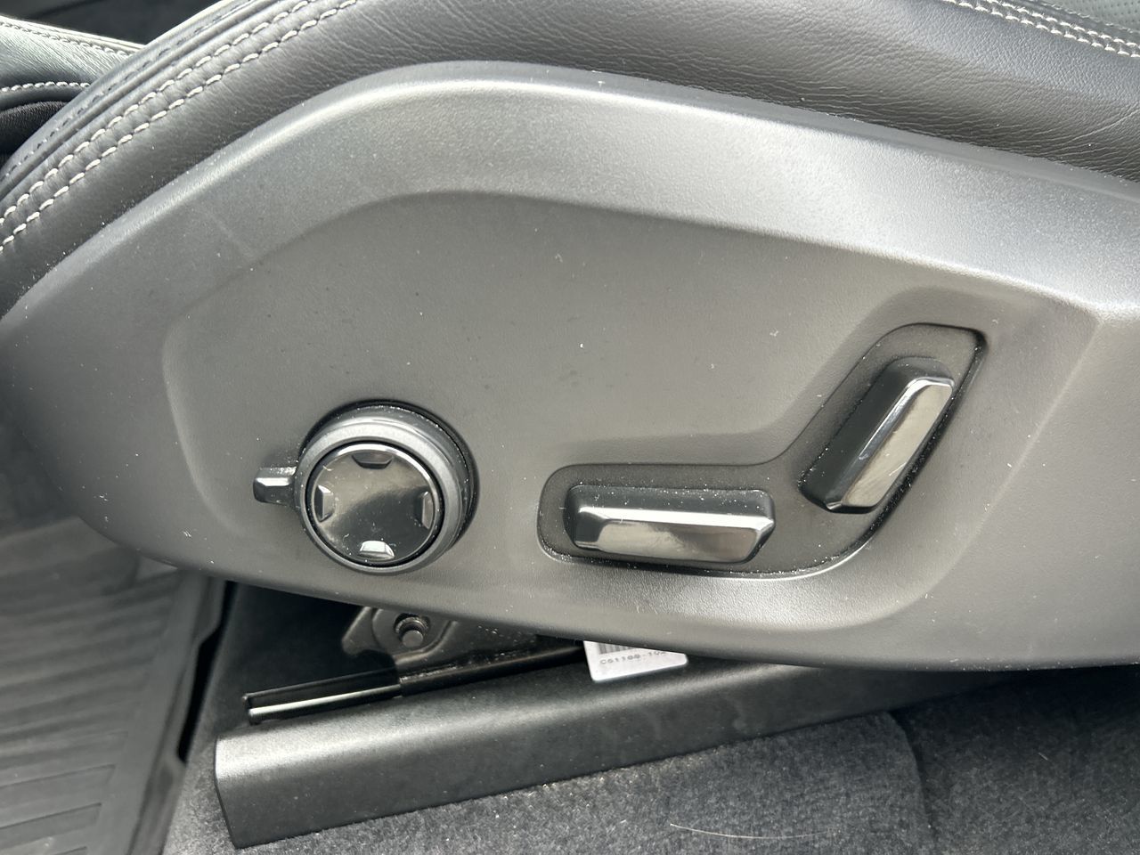 2022 Volvo XC60 Recharge in Richmond, British Columbia