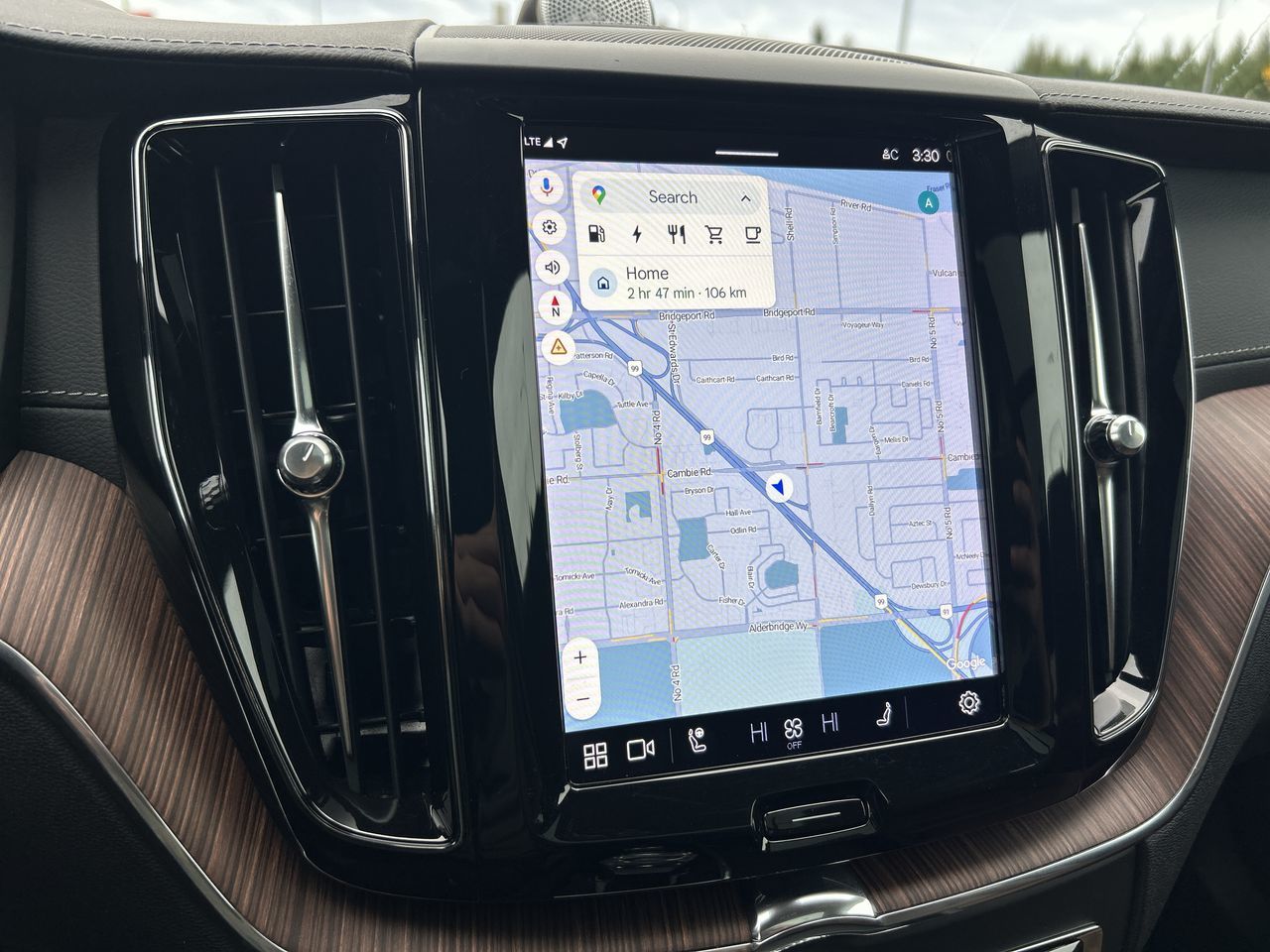 2022 Volvo XC60 Recharge in Richmond, British Columbia