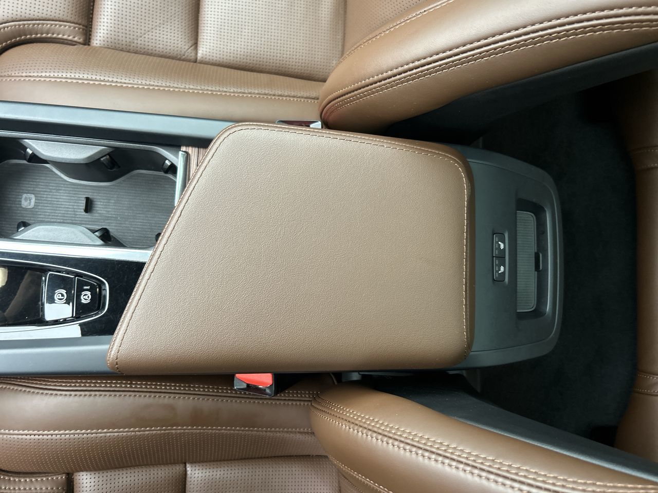 2022 Volvo XC60 Recharge in Richmond, British Columbia